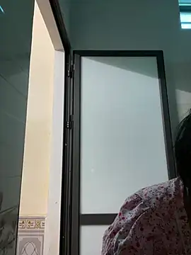 Hachi Sweetbabie  online show from April 7, 5:20 am