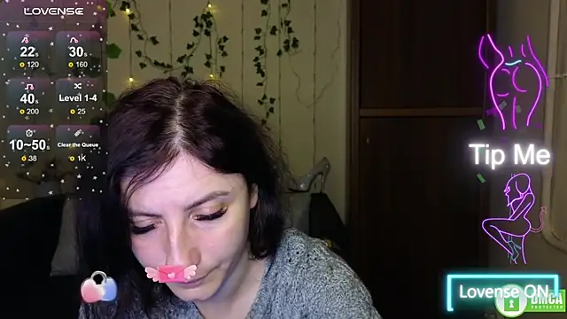 Snapshot of Muse_kitty_jenia chatting on October 30, 6:42 pm Muse kitty jenia online show from October 30, 6:42 pm