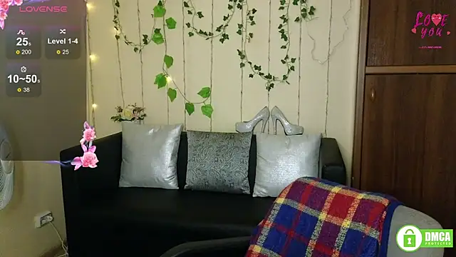 Snapshot of Muse_kitty_jenia chatting on September 28, 5:47 am Muse kitty jenia online show from September 28, 5:47 am