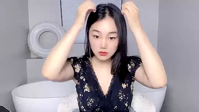 cloud8822 online show from May 20, 2:14 pm