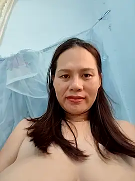 Baby-ladyass20 online show from September 29, 3:00 am