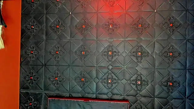 annavi  online show from October 6, 7:07 pm