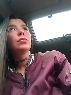 basic Instinct online show from October 17, 12:30 pm