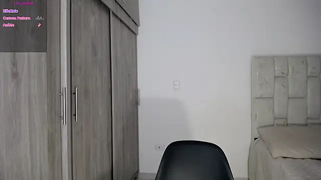 basic Instinct online show from September 19, 9:52 am