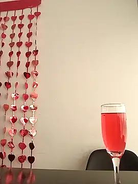 basic Instinct online show from September 21, 12:15 pm