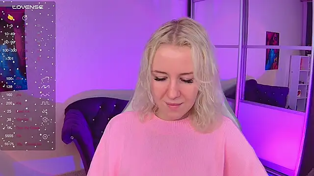 Snapshot of Selenatrend chatting on October 22, 12:21 pm Selenatrend online show from October 22, 12:21 pm