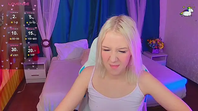 Snapshot of Selenatrend chatting on October 4, 12:22 pm Selenatrend online show from October 4, 12:22 pm