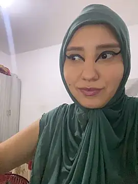 Snapshot of hannahayat chatting on September 18, 12:20 am hannahayat online show from September 18, 12:20 am