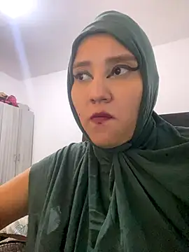 Snapshot of hannahayat chatting on October 6, 8:02 pm hannahayat online show from October 6, 8:02 pm