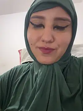 Snapshot of hannahayat chatting on September 16, 11:35 pm hannahayat online show from September 16, 11:35 pm