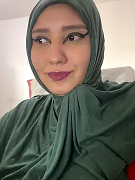 Snapshot of hannahayat chatting on September 25, 2:49 pm hannahayat online show from September 25, 2:49 pm