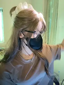 Snapshot of shi_qi1i chatting on October 3, 3:44 am shi qi1i online show from October 3, 3:44 am