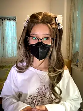 Snapshot of shi_qi1i chatting on October 30, 5:10 am shi qi1i online show from October 30, 5:10 am