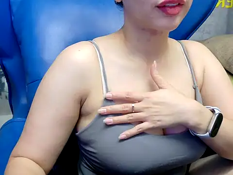 Snapshot of Cherry_6969 chatting on October 12, 3:53 am Cherry 6969 online show from October 12, 3:53 am