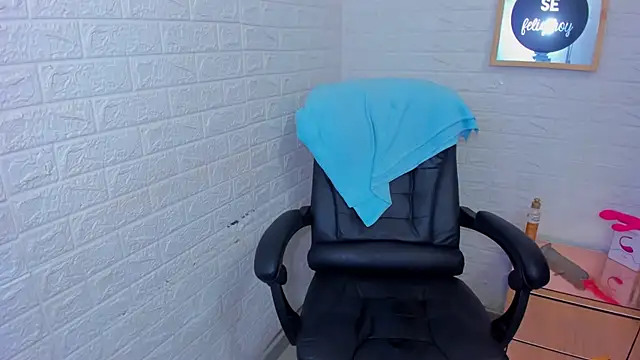 ImCrazzy online show from January 31, 7:11 pm