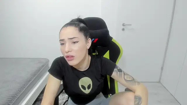 Emmapmg online show from February 17, 10:36 am