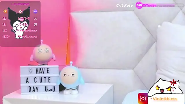 Snapshot of Violettbloss chatting on October 8, 3:33 am Violettbloss online show from October 8, 3:33 am