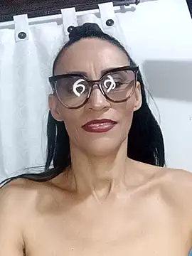 Snapshot of BarbaraMature chatting on September 14, 8:29 pm BarbaraMature online show from September 14, 8:29 pm