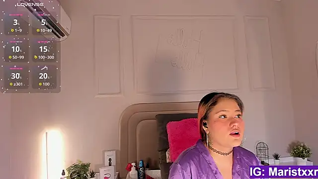 Snapshot of Maristxxr chatting on September 30, 8:03 pm Maristxxr online show from September 30, 8:03 pm