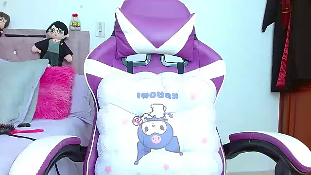 Snapshot of kendallsweet7 chatting on September 18, 9:02 pm kendallsweet7 online show from September 18, 9:02 pm