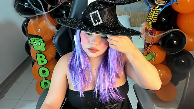 Snapshot of samy_19_ chatting on October 24, 11:06 am samy 19  online show from October 24, 11:06 am