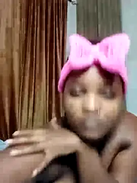 Ebony butt online show from November 30, 2:05 am