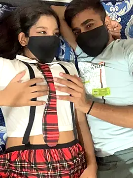 hottiess69 online show from September 23, 7:39 am