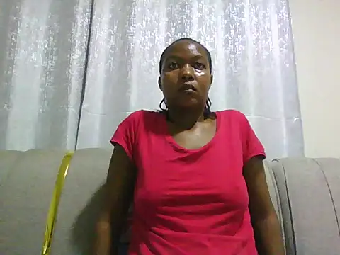 Snapshot of sexy_barbie2024 chatting on October 9, 12:15 am sexy barbie2024 online show from October 9, 12:15 am