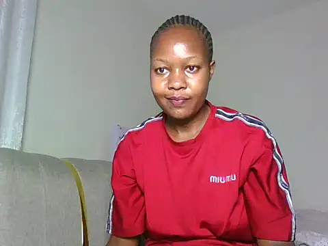 Snapshot of sexy_barbie2024 chatting on October 13, 9:17 pm sexy barbie2024 online show from October 13, 9:17 pm