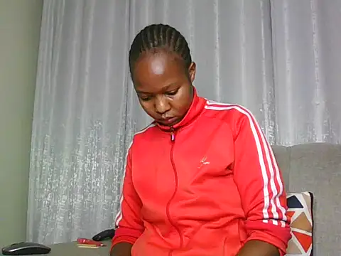 Snapshot of sexy_barbie2024 chatting on September 29, 7:52 pm sexy barbie2024 online show from September 29, 7:52 pm