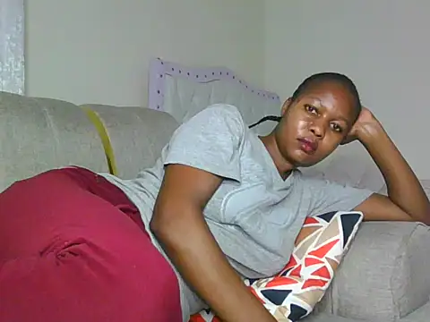 Snapshot of sexy_barbie2024 chatting on October 3, 10:04 pm sexy barbie2024 online show from October 3, 10:04 pm