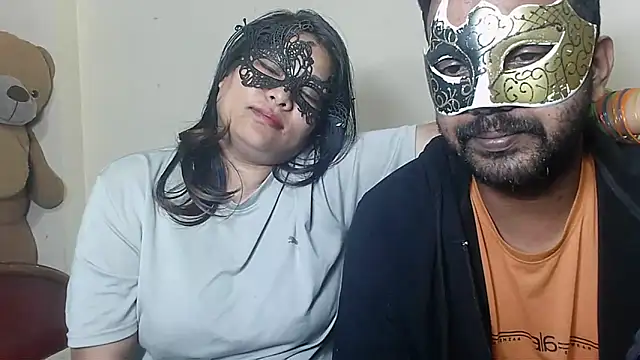 Cutehornycouples online show from October 26, 6:14 pm