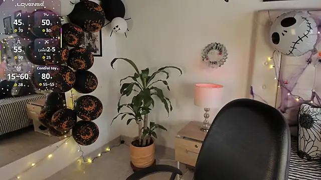 Snapshot of Agatha_Vixen chatting on October 25, 7:10 pm Agatha Vixen online show from October 25, 7:10 pm