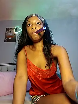 Snapshot of Yoyo__ chatting on October 28, 7:41 pm Yoyo   online show from October 28, 7:41 pm