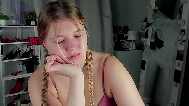 Snapshot of Rebecca_Kelly chatting on October 29, 2:49 am Rebecca Kelly online show from October 29, 2:49 am