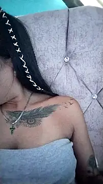 Snapshot of Tiphanydirty3 chatting on October 21, 9:52 pm Tiphanydirty3 online show from October 21, 9:52 pm