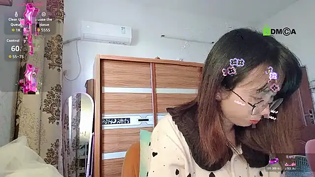 Lili 666 online show from December 18, 2:38 am