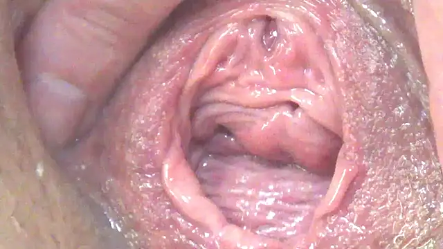 Snapshot of RitaMinx chatting on October 10, 11:15 am RitaMinx online show from October 10, 11:15 am