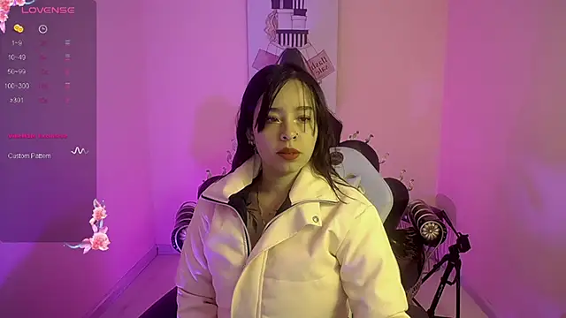 Mia Lopez  online show from September 9, 10:59 am