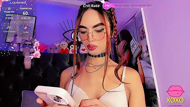 Snapshot of Babyenderlyn chatting on October 3, 9:31 pm Babyenderlyn online show from October 3, 9:31 pm