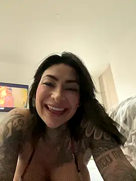 Iam Annii online show from October 19, 8:55 pm