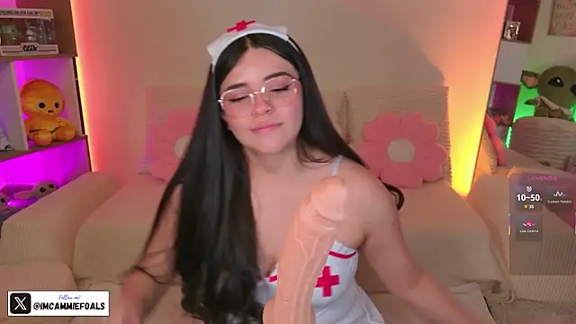 cammiefoalss online show from October 30, 7:04 pm