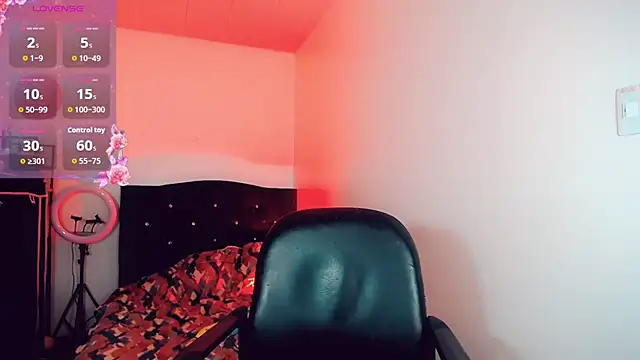 Snapshot of Kendall_hornyy chatting on September 18, 7:23 pm Kendall hornyy online show from September 18, 7:23 pm