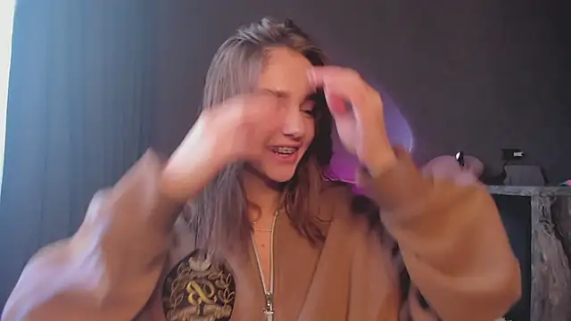 JudyAngil online show from October 3, 5:23 am