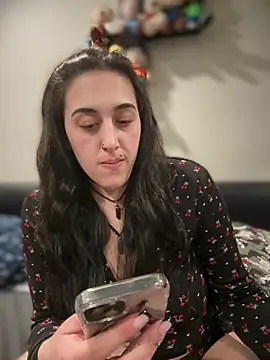 ThicBunz online show from April 12, 12:25 am