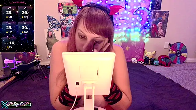 Snapshot of BabyZelda chatting on November 2, 4:05 am BabyZelda online show from November 2, 4:05 am