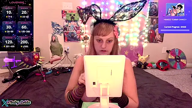 Snapshot of BabyZelda chatting on October 5, 3:44 am BabyZelda online show from October 5, 3:44 am