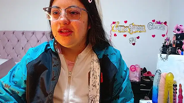 Snapshot of lanaqueen699 chatting on September 15, 12:24 pm lanaqueen699 online show from September 15, 12:24 pm