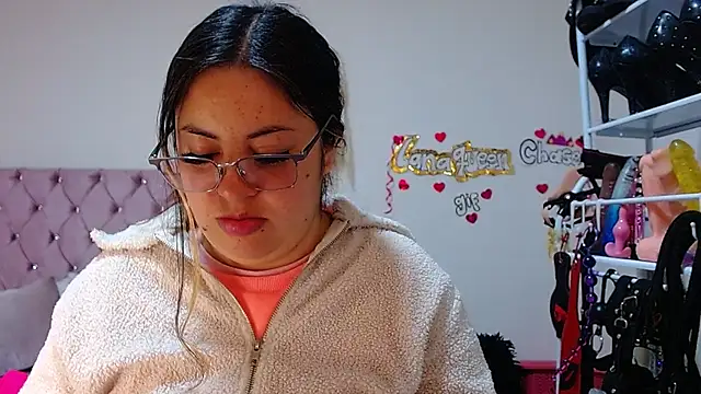 Snapshot of lanaqueen699 chatting on October 17, 12:41 pm lanaqueen699 online show from October 17, 12:41 pm