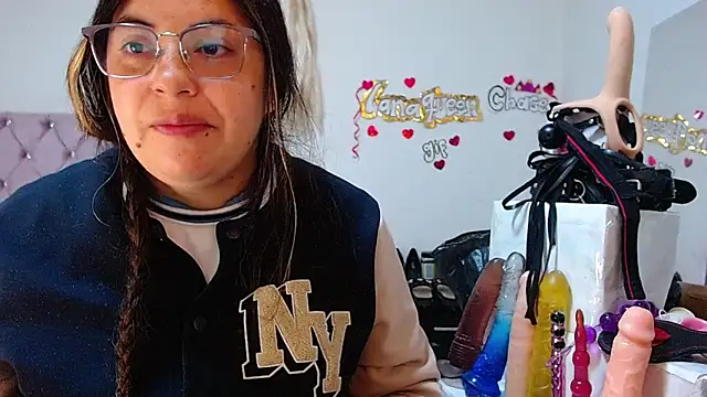 Snapshot of lanaqueen699 chatting on September 29, 12:54 pm lanaqueen699 online show from September 29, 12:54 pm